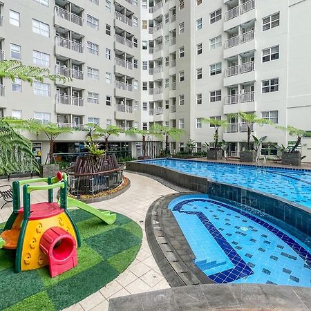 Redliving Apartemen Parahyangan Residence - Anton Rooms Бандунг Экстерьер фото