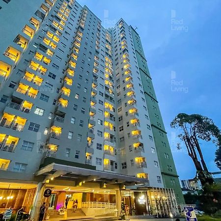 Redliving Apartemen Parahyangan Residence - Anton Rooms Бандунг Экстерьер фото