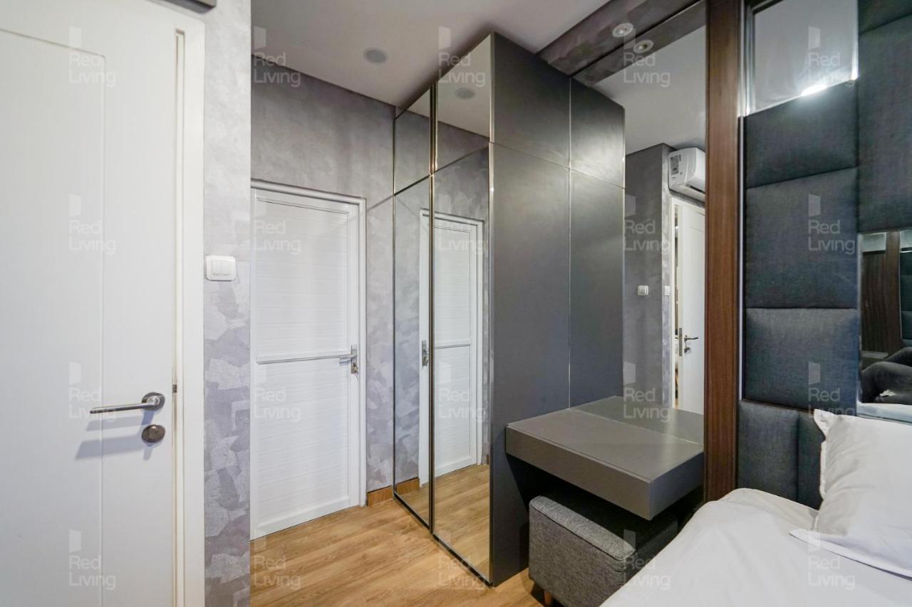 Redliving Apartemen Parahyangan Residence - Anton Rooms Бандунг Экстерьер фото