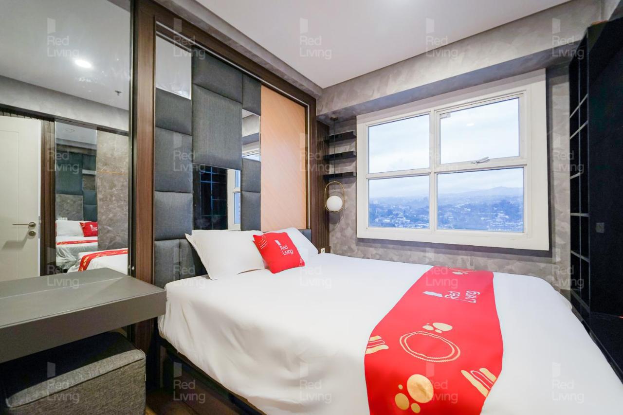 Redliving Apartemen Parahyangan Residence - Anton Rooms Бандунг Экстерьер фото