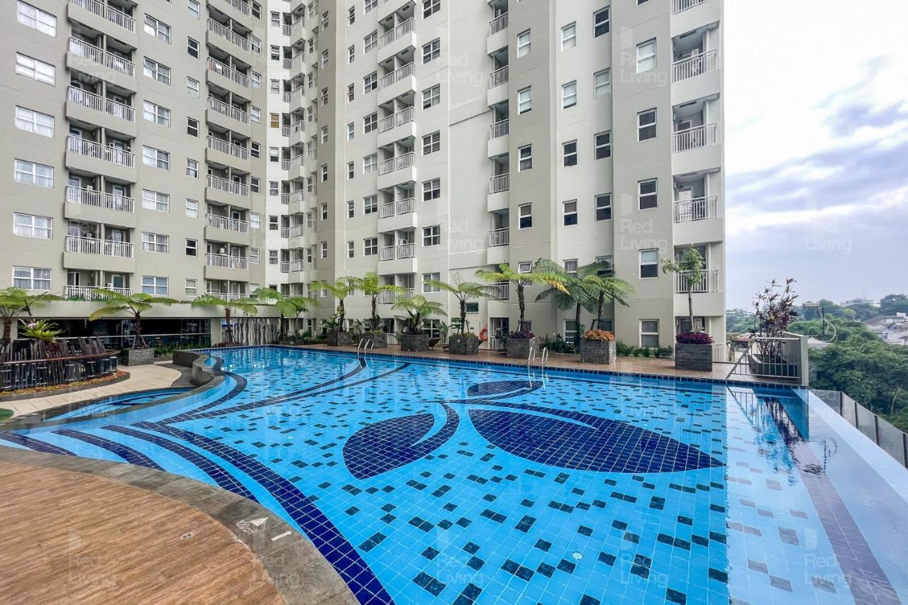Redliving Apartemen Parahyangan Residence - Anton Rooms Бандунг Экстерьер фото